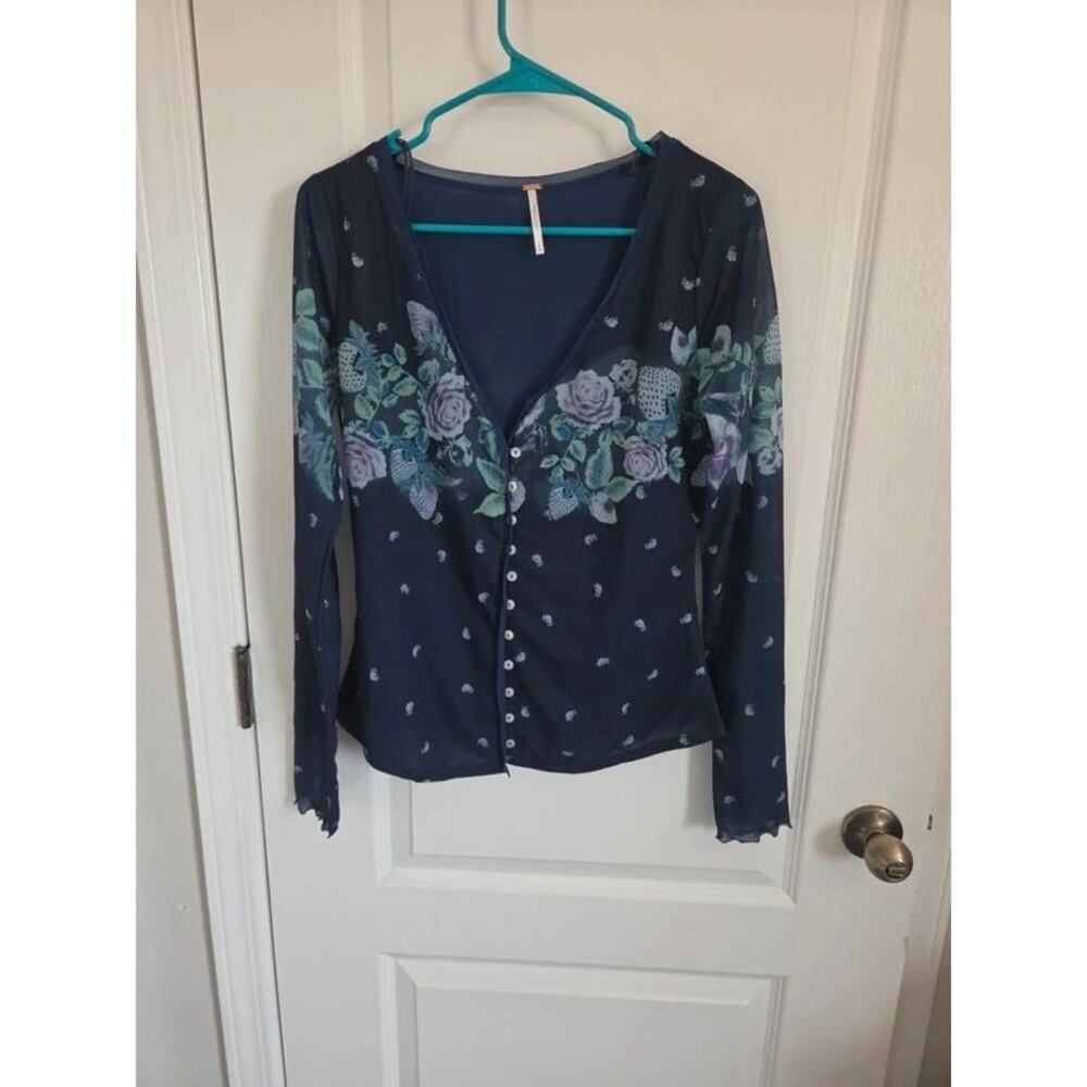Free people long sleeve top